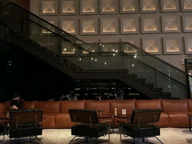 Stay in Style at The Warehouse Hotel – Singapore’s Heritage Gem with an Industrial Soul
