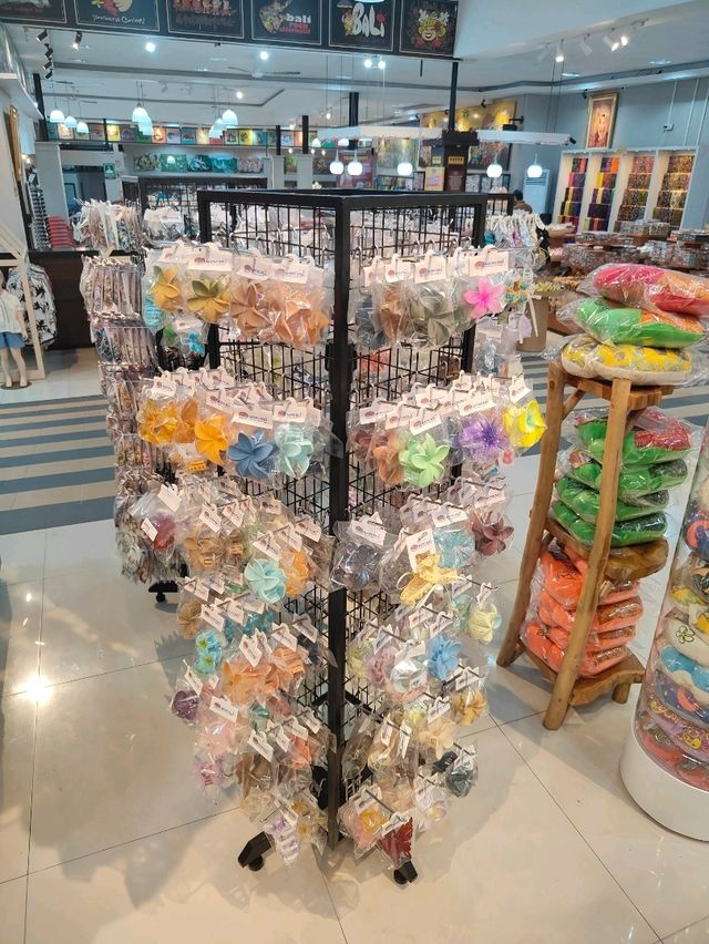 🛍️ Agung Bali: One-Stop Souvenir Bliss Before Heading Home