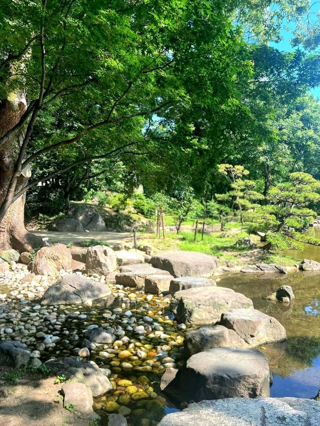Peaceful Moments at Tennoji Park, Osaka