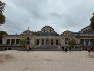 Relaxing in the Elegant Atmosphere of Vichy