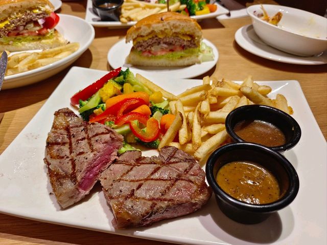 新莊宏匯，TGI FRIDAYS星期五美式餐廳