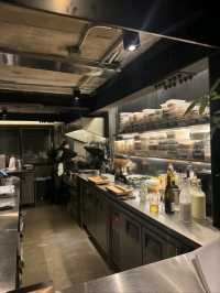 “Youhan Thai: Bold Flavors and Chic Vibes in Seoul”