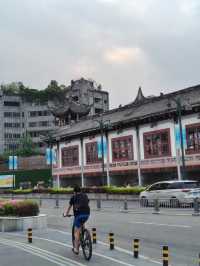 “Dujiangyan มรดกโลกโบราณ สวยอลังกลางธรรมชาติ”