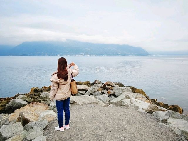 溫哥華波特灣省立公園:海水湛藍🌊 溫哥華波特灣省立公園:海水湛藍🌊