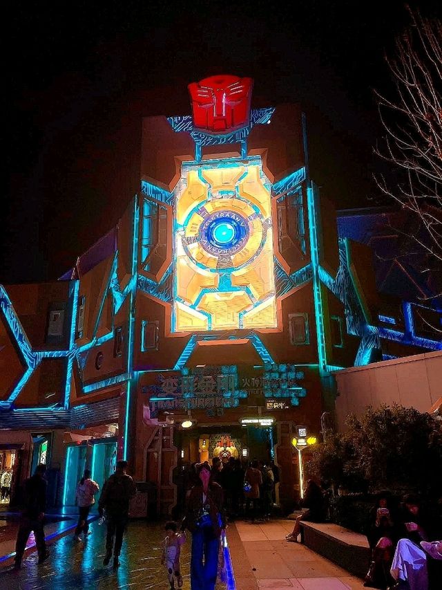 🎃 “Night of Thrills: Halloween Vibes at Universal Studios Beijing”