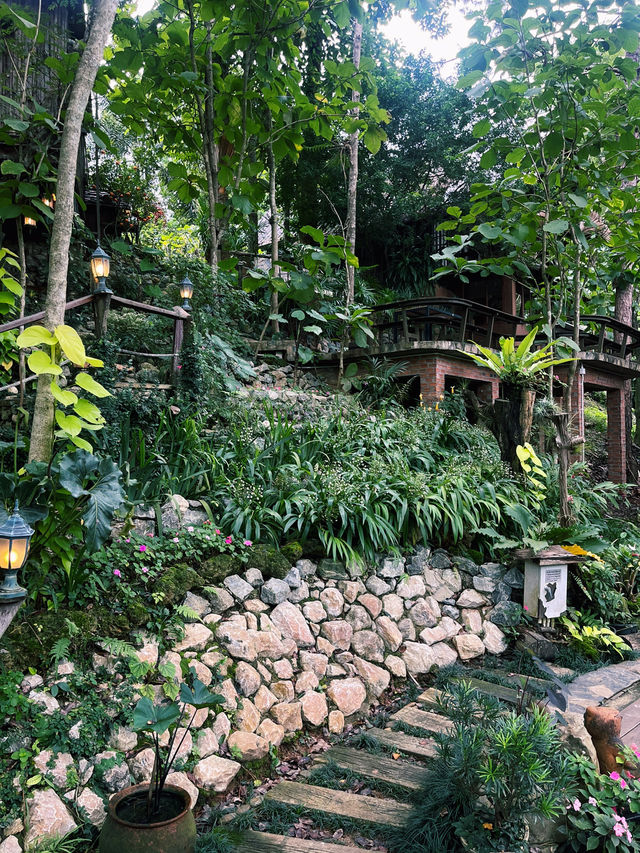 อควาเทล คาเฟ่ เชียงราย ใกล้สนามบิน