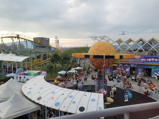 🎠🎡 Joy in Every Spin at Taipei Children’s Amusement Park 🎢✨