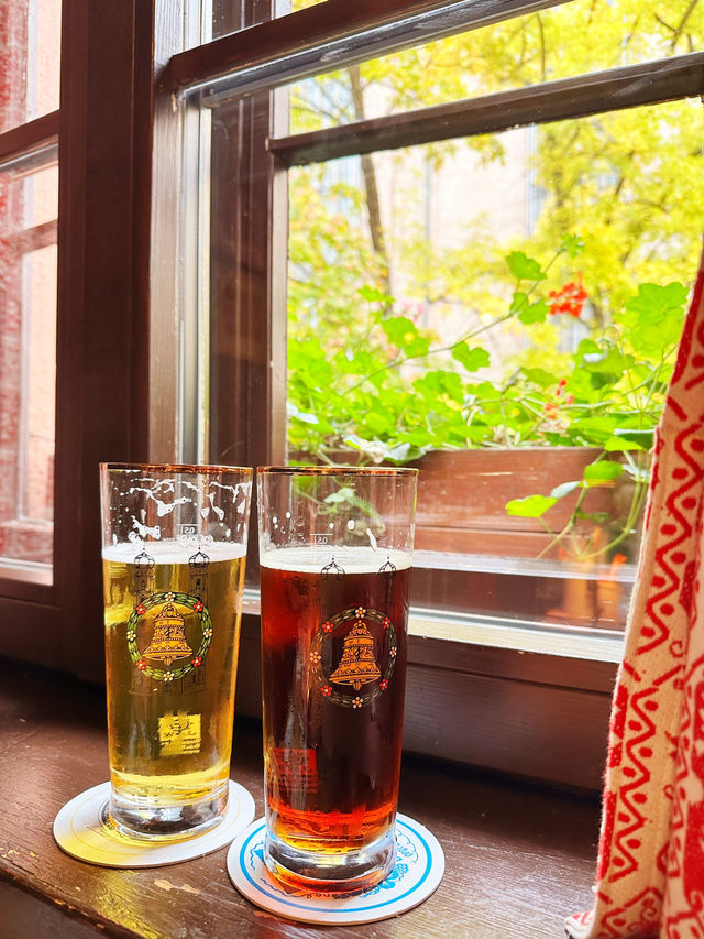 Cost restaurant with local food- Augustiner am Dom
