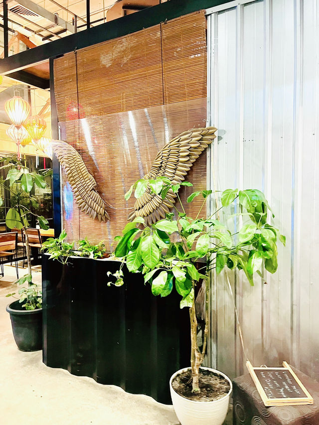 10 Pots & 10 Thai – Cyberjaya’s Must-Try Hotpot and Thai Dining Haven 