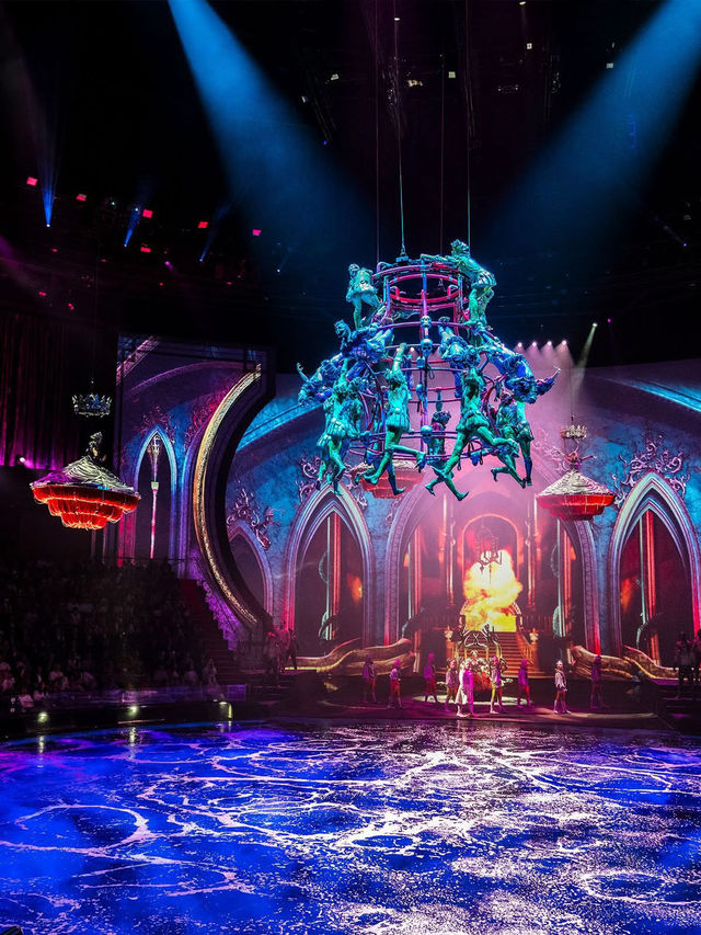 Beneath the Azure: Where Macau’s Stage Becomes Ocean Beneath the Azure: Where Macau’s Stage Becomes Ocean