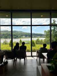 ๋ทฐ ๋ง์ง ํ
๋ผ์ค ์นดํ - ์คํ๋ฒ
์ค ํ์ฑ ๋ณดํต์ ์์ง์ 