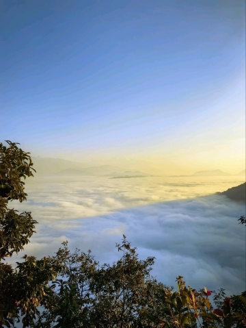 ネパールで本格的な登山をせずに雄大なヒマラヤを満喫するには