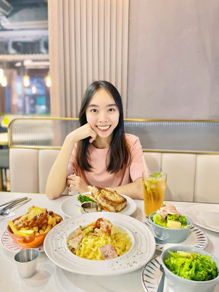 土瓜灣Chill爆西餐小店!龍蝦卡邦尼 + 芝士肉醬薯條 必食推介🍝🍟