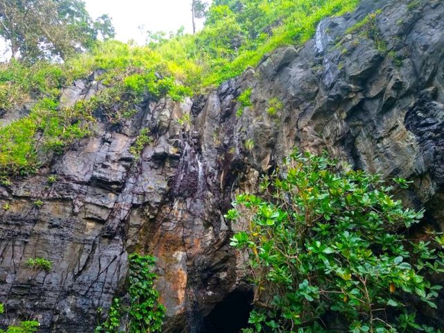 Uugak Falls