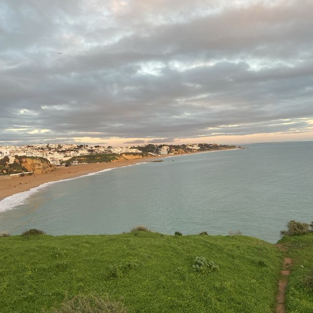 Beaches, Dolphins and Caves in Albufeira 