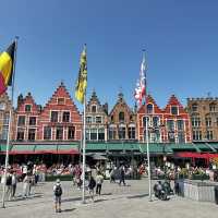 Bruges in Love - Belgium 🇧🇪 