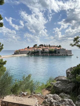 [Montenegro] Known as the most underrated country in Europe, visit Princess Island and get a round-trip ticket to the UK for HK$350!