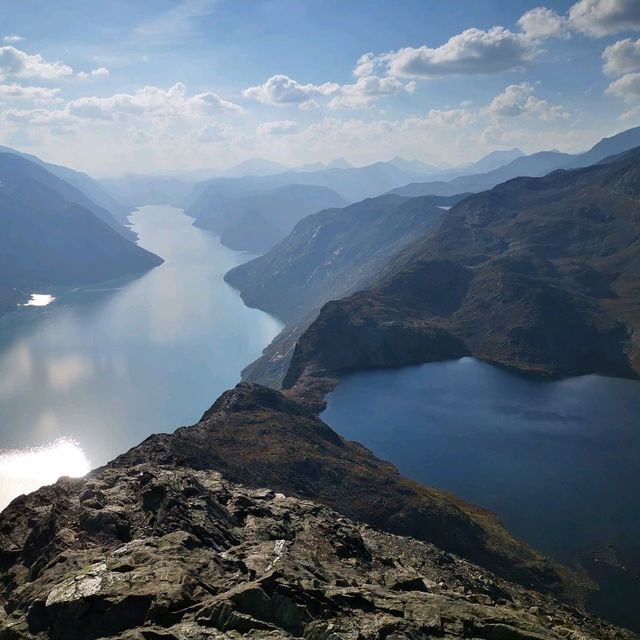 Jotunheimen Chronicles: Trekking Through Norway’s Rugged Terrain