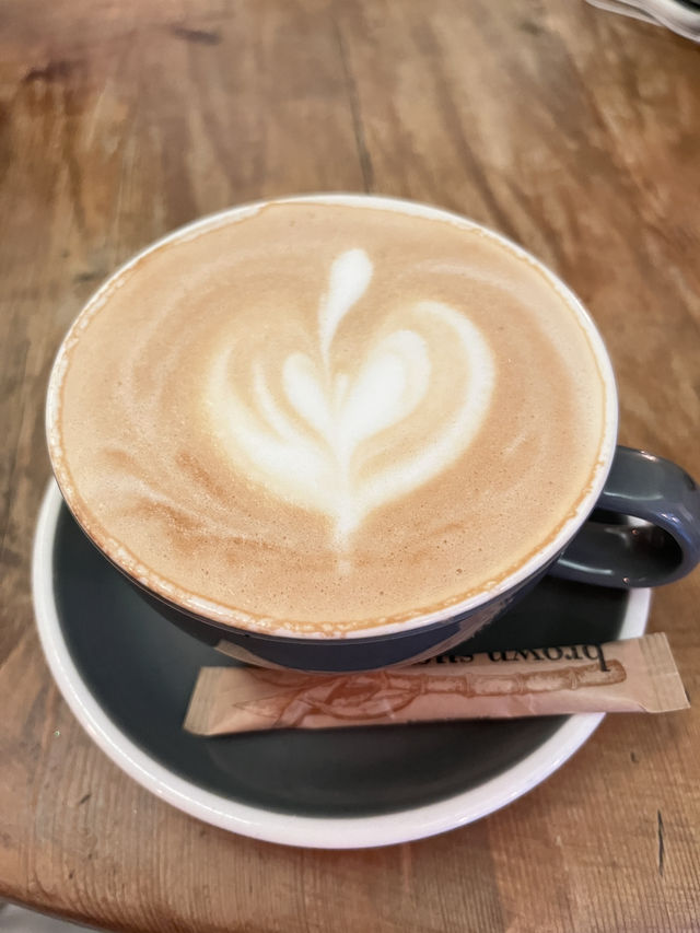 洛桑市中心咖啡店體驗☕️