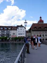 รีวิวลูเซิร์น (Lucerne) เมืองเล็กริมทะเลสาบ