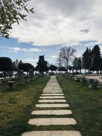 Grilled Fish and Famous Gelato: A Perfect Foodie Afternoon on Zadar’s Seaside Promenade