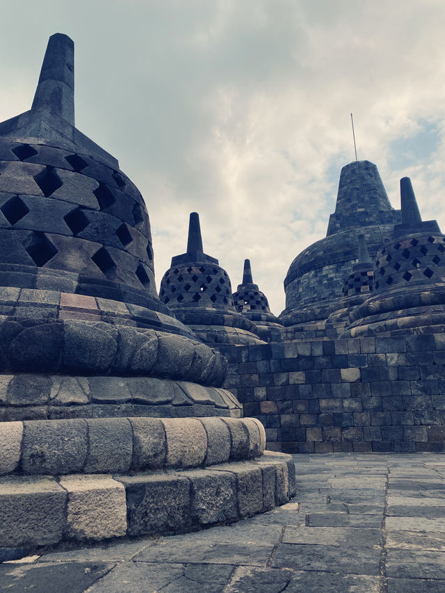 History Among Stupas🏯