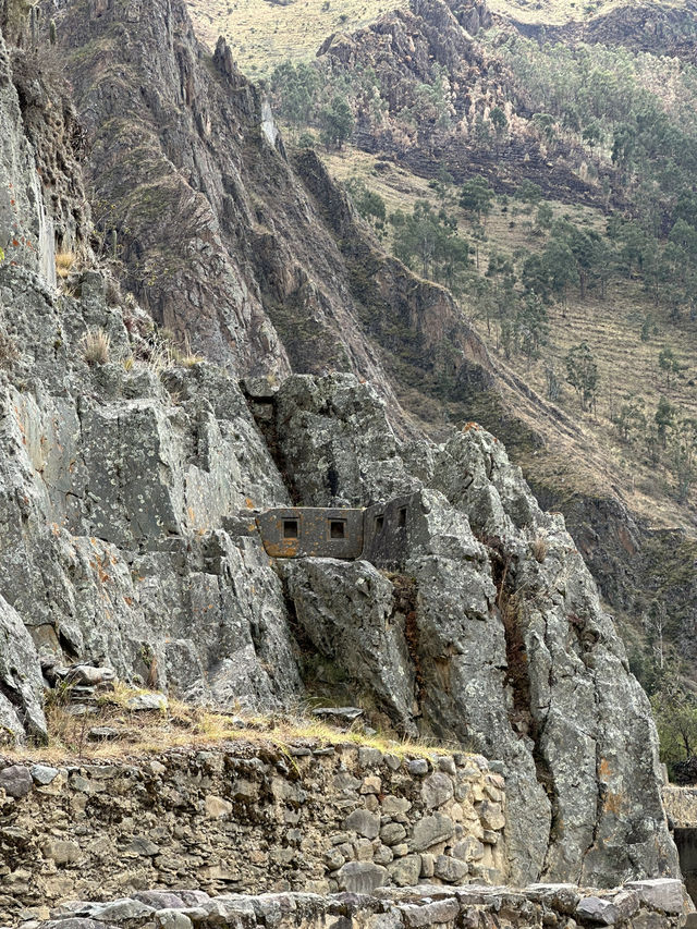 🏔️ Ollantaytambo: Where the Inca Empire Lives On