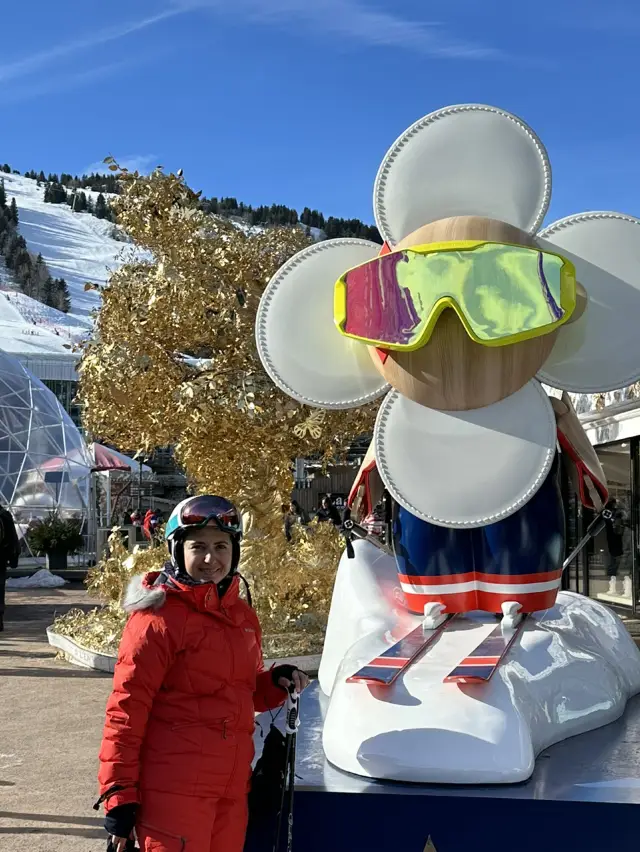 ❄️ The Pinnacle of Alpine Luxury 🏔️