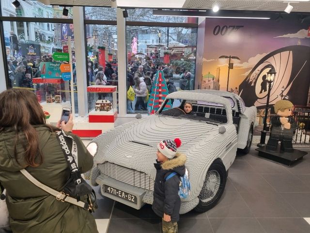 💂‍♀️Lego Store in London (Leicester square)