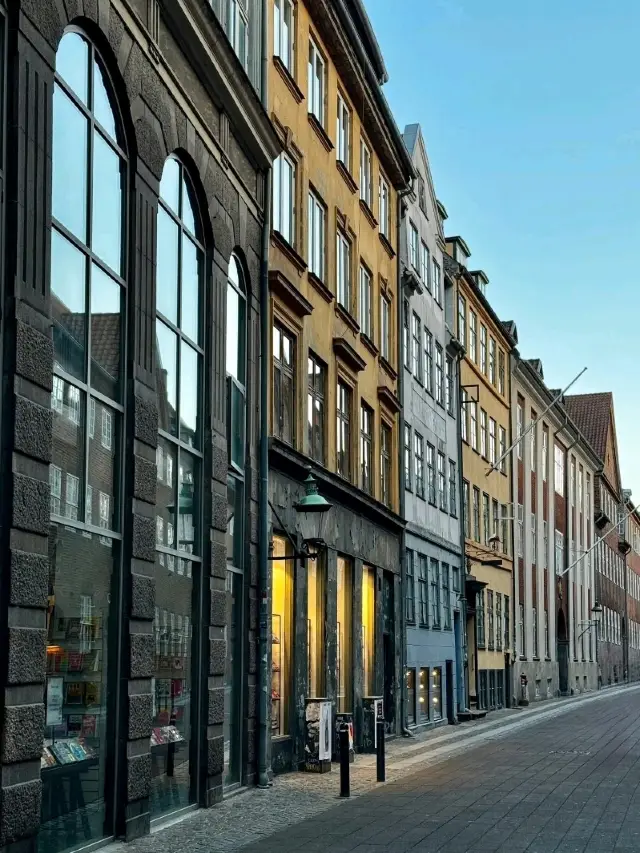 Copenhagen: A City That Doesn’t Try to Impress – It Just Lives Its Beauty