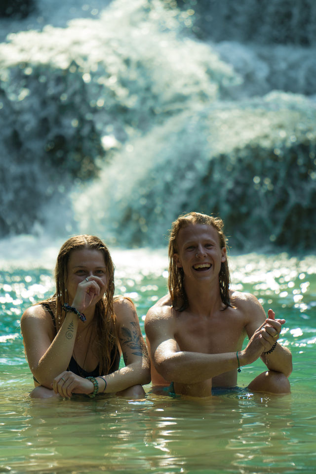 Laos Travel | Luang Prabang, please leave half a day to visit Kuang Si Waterfall.