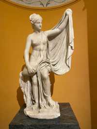 "Antique and cultural heritage: Explore the unique charm of the Getty Villa Museum!"