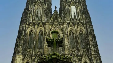 Hành trình thư thái dọc sông Rhine (Phần 4) – Nhà thờ Cologne — traveler post in Cologne