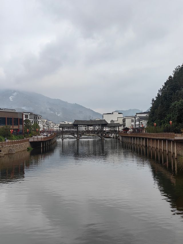 這是“三華李”的產地