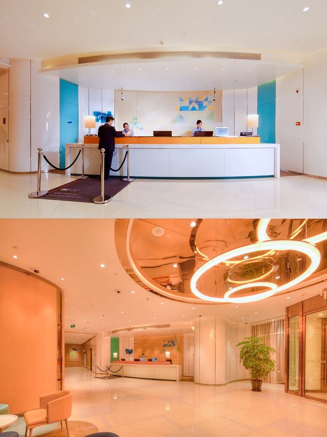 上海鎮坪智選假日酒店