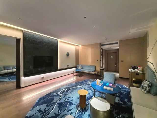 南京·園博園英迪格酒店居然還有套房？
