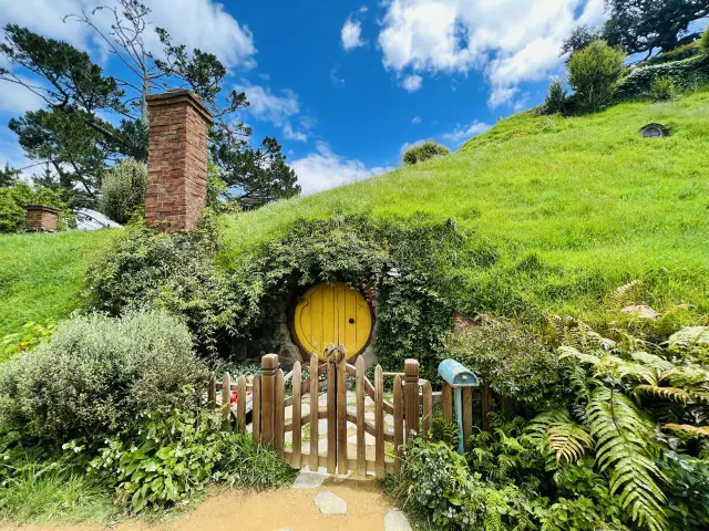 Hobbiton - Hobbit Village in New Zealand