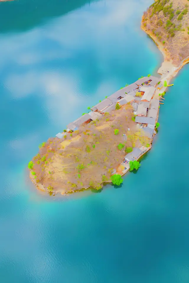 Rated by 'National Geographic' as the most beautiful place in the country, it is incredibly stunning