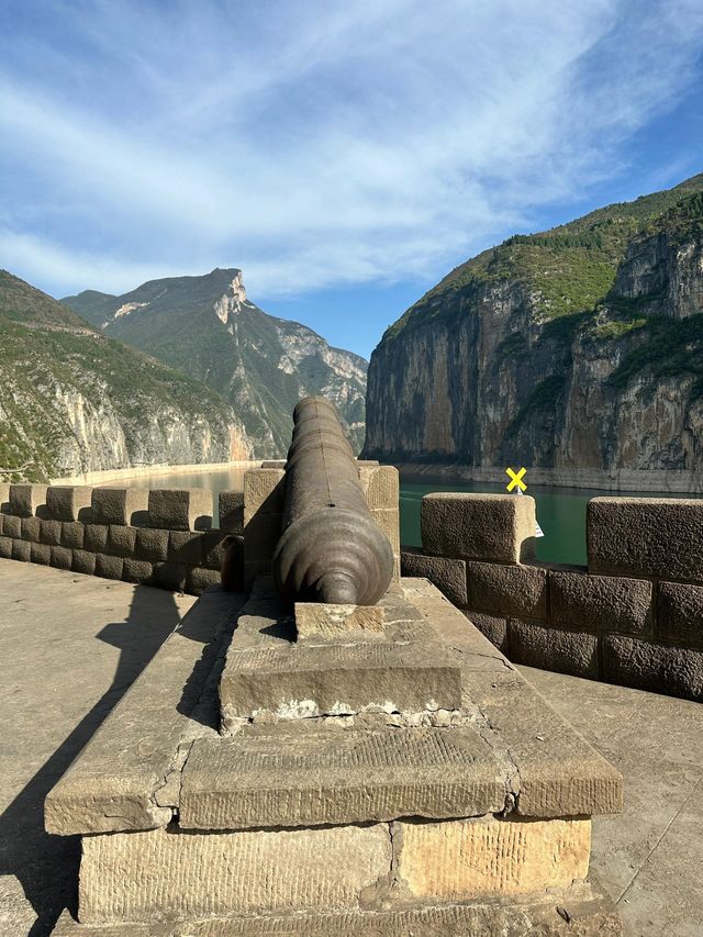 輕舟已過萬重山