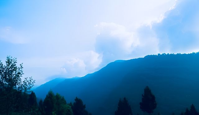 反向旅遊  巴中1