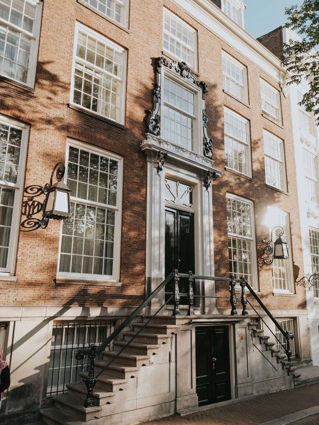 🌟 Amsterdam's Luxe Life: Waldorf Astoria's Elegance 🌟