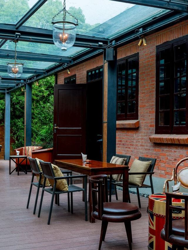 🌟 Shanghai's Scenic Luxury: InterContinental Expo 🏙️🇨🇳