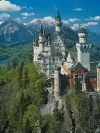 🏰✨ Discover Enchanting Castles & Bridges in Europe 🌉