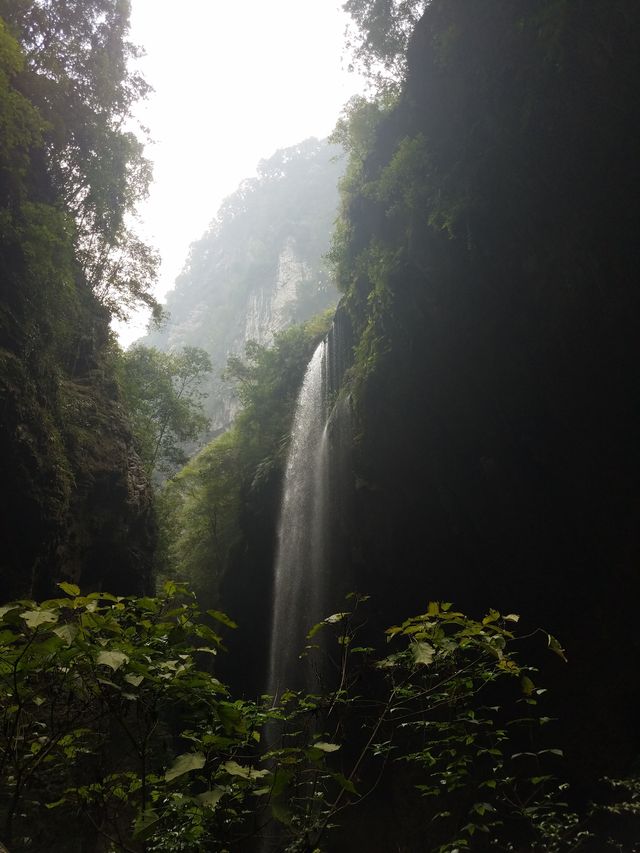 武隆：你避不开的巨坑