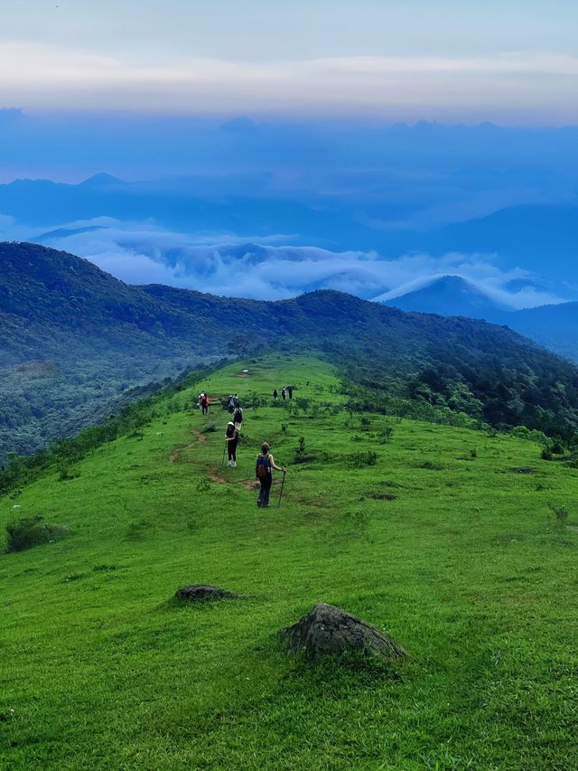 望州頂｜把時間分給熱愛和山川湖海。
