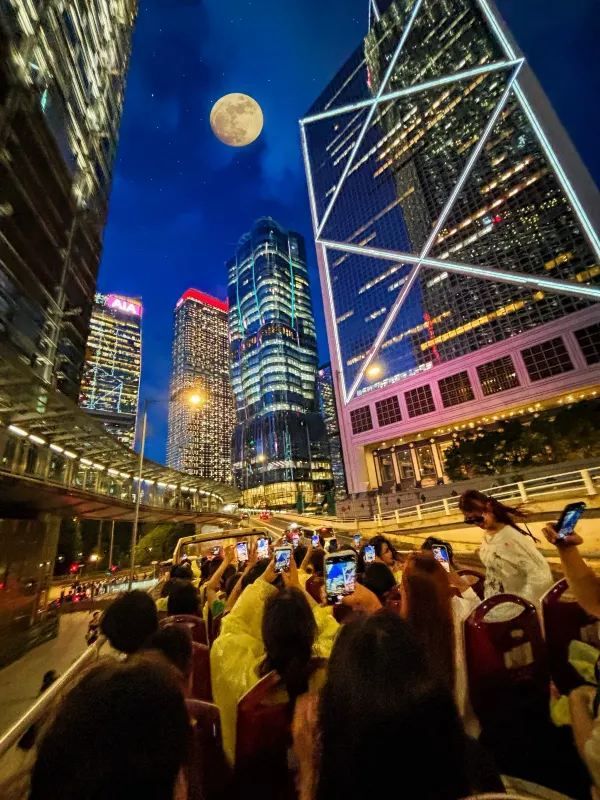 香港夜景與落日飛車的浪漫之旅🌆