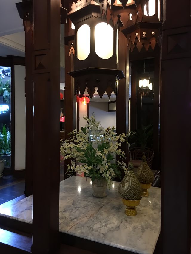清邁蘭花酒店：歷史與便捷的交匯處。
