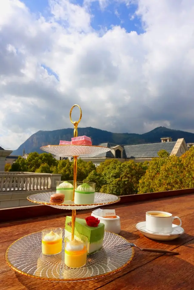 Yunnan, Kunming | Xishan Yin Hotel (Dianchi Haigeng Dam Branch)