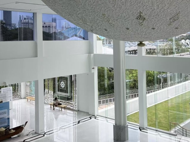 A Cultural Oasis: Why the Islamic Arts Museum is a Must-See in KL