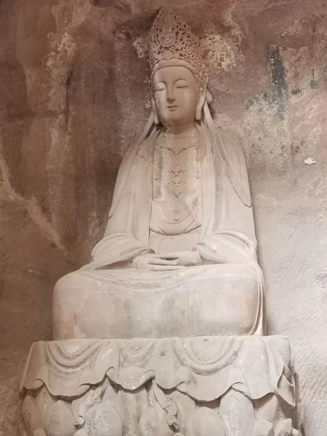 除了蜜雪冰城的離不開的安岳檸檬，安岳還有精美石窟